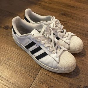 Adidas Superstar